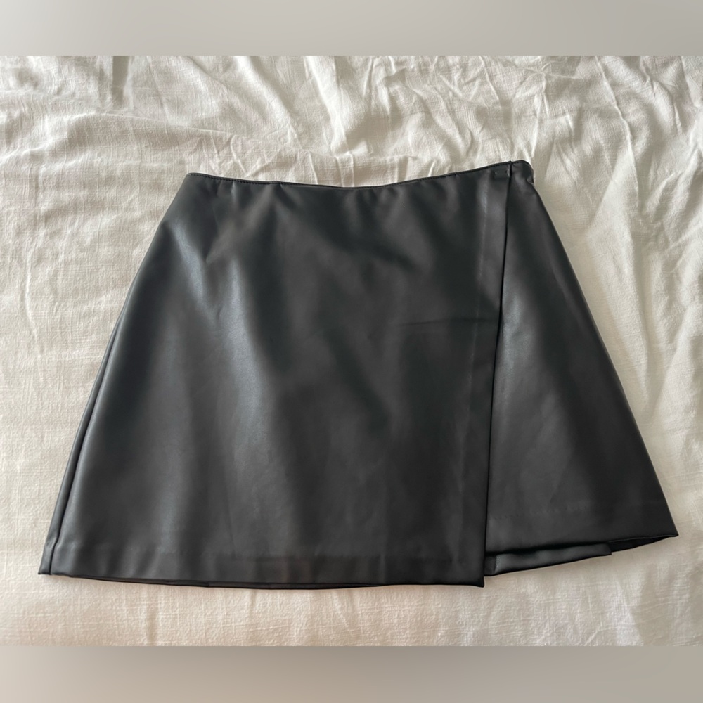 Abercrombie & Fitch Vegan Leather Wrap-Front Mini Skort in Black